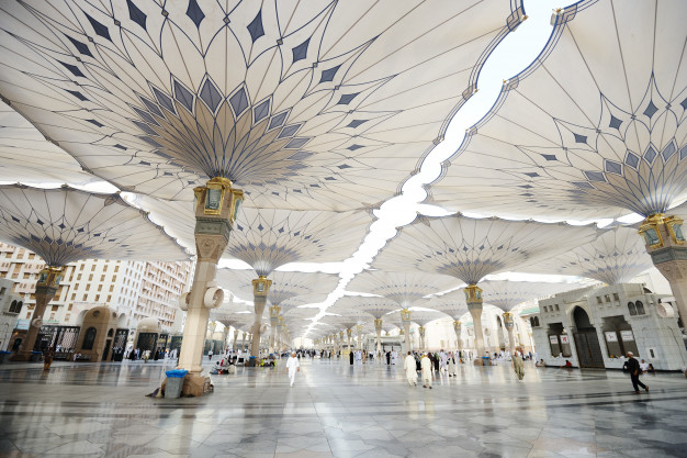 شروط وأقسام العمرة والحج